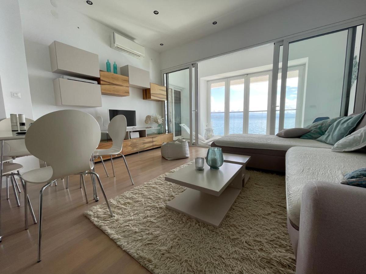 First Row To The Sea Apartment Opatija Exterior photo